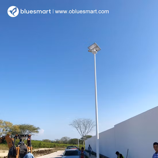 Luminária de chão Cmn Marca Heavy Duty Europe Luminária de chão de escritório com sensor de luz natural e sensor de movimento, Ugr<16, CRI>95